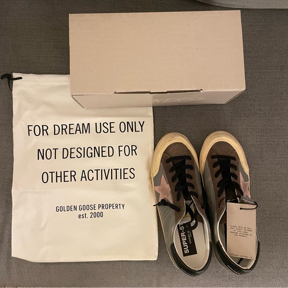 NIB: Golden Goose Super-Star Penstar with pink suede star - Picture 3 of 6